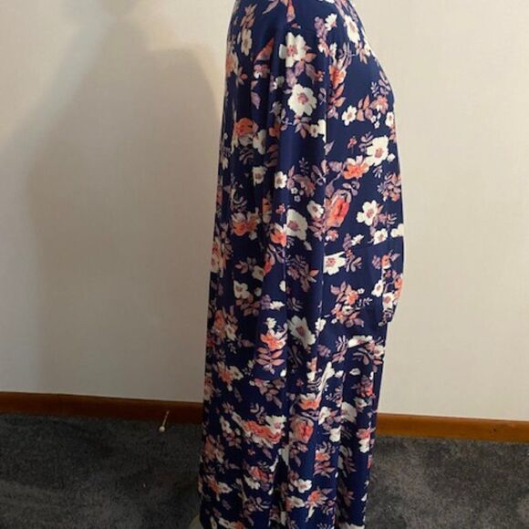 Elisabeth Williams Blue Floral print dress, size 2XL - Picture 4 of 5